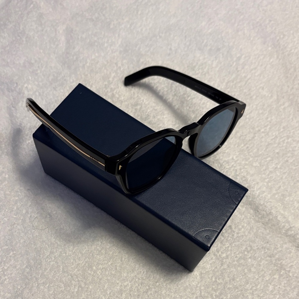Prada Dark Frame Sunglasses - Picture 3 of 5